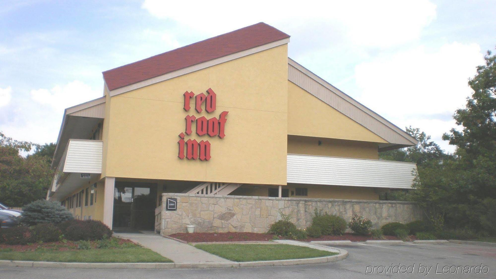 Red Roof Inn Cincinnati East - Beechmont Cherry Grove Eksteriør billede